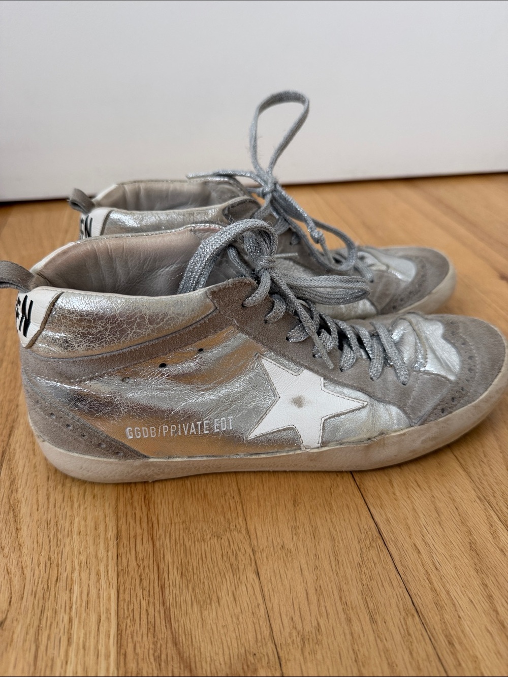 Golden Goose Kids Silver Metallic High-Top Sneakers with White Star